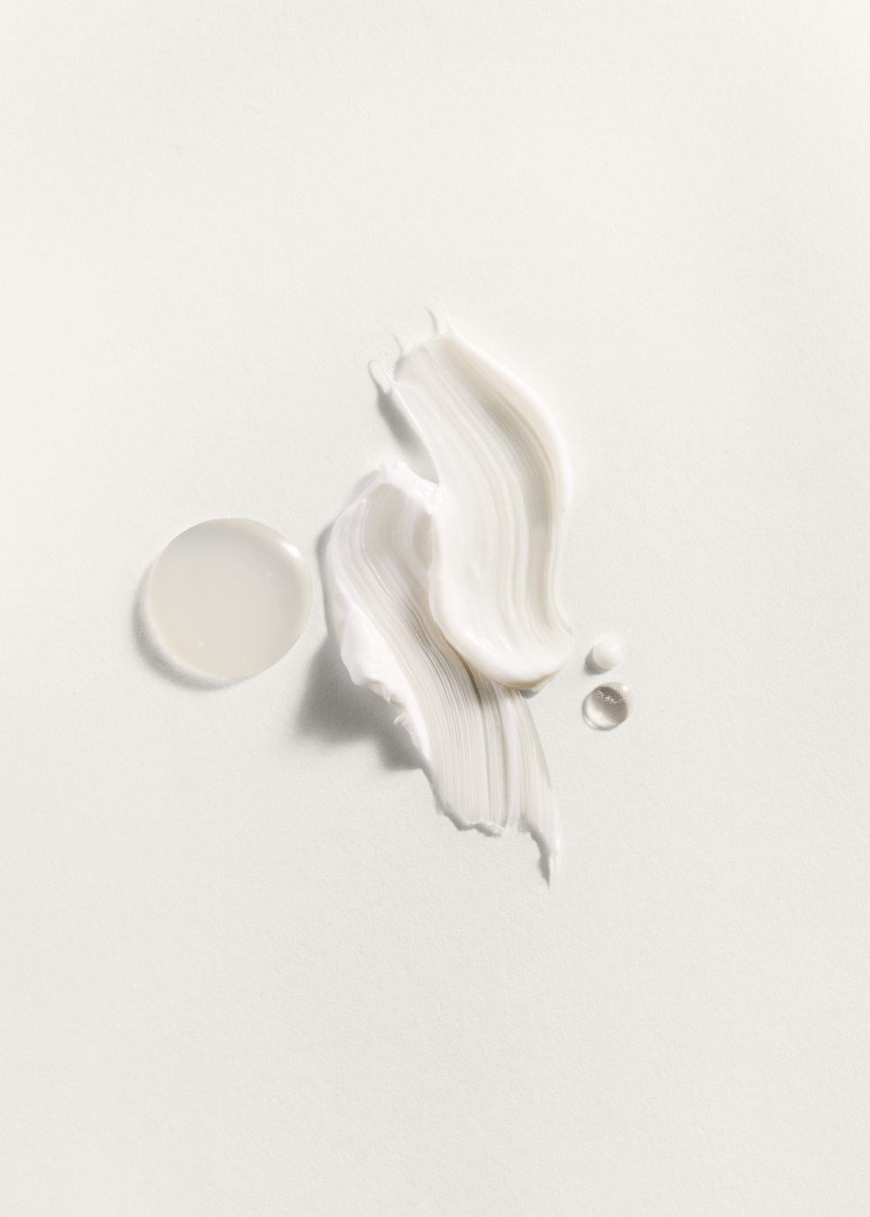 Texture de soin visage MEDSPA LABORATOIRES, formule hydratante et lissante pour renforcer la barrière cutanée et améliorer la qualité de peau.