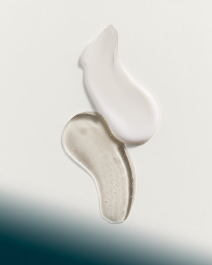 Textures gel et crème de soin visage MEDSPA LABORATOIRES, illustrant une routine hydratante et réparatrice pour une peau lisse et équilibrée.