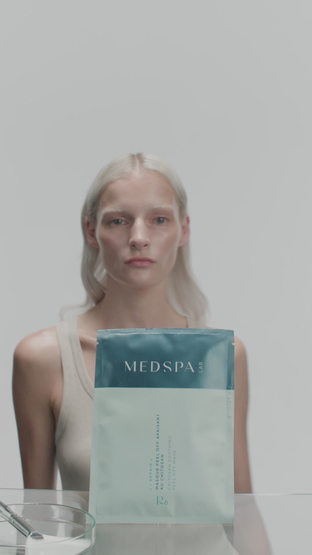 KIT D’APPLICATION – MASQUES PEEL-OFF